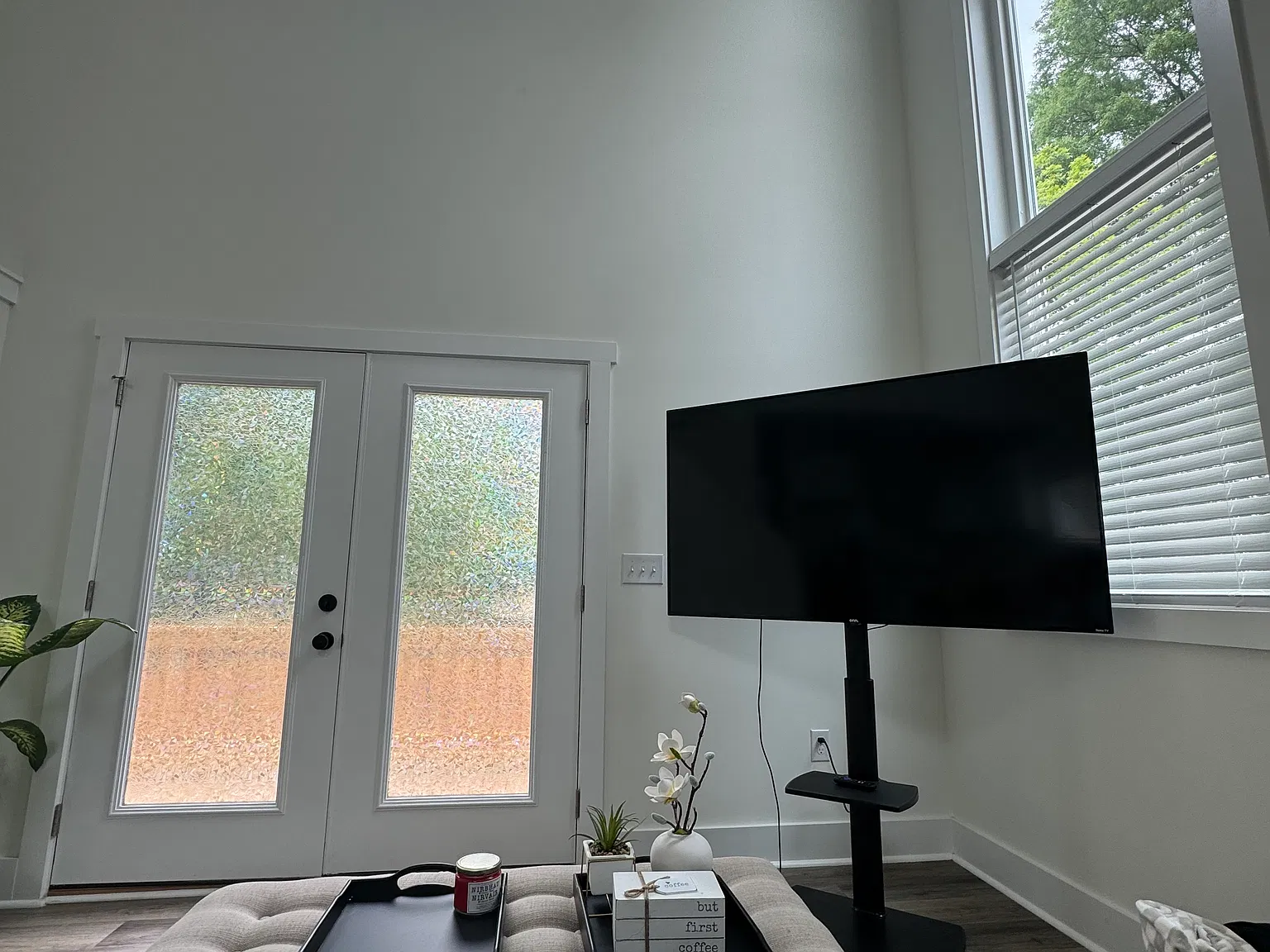 2 bed, 1163 sqft, $2,250 — Photo 4