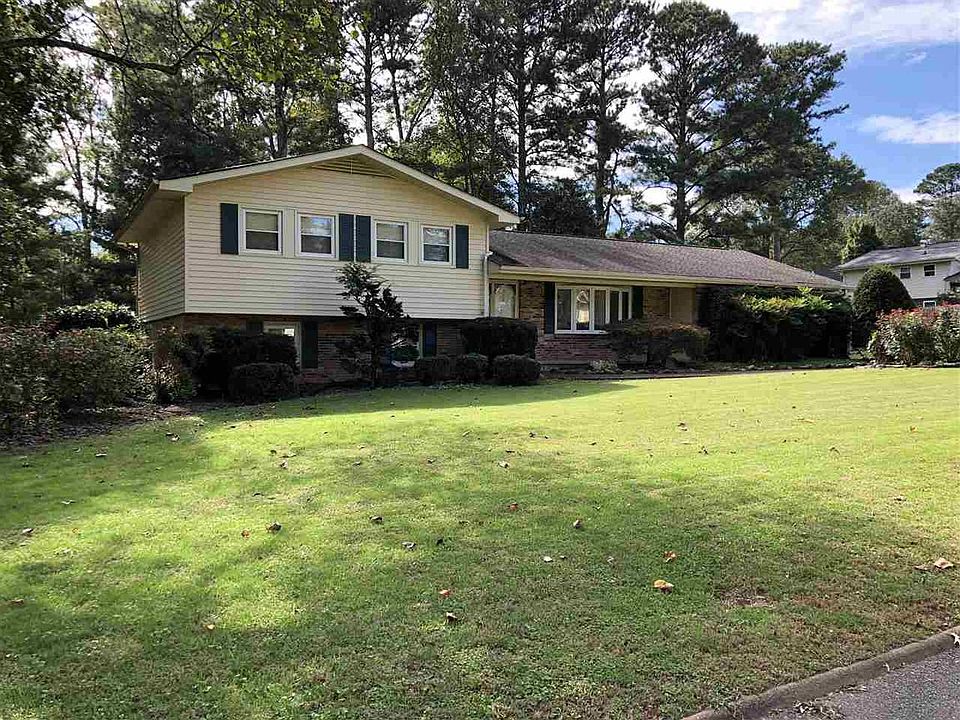 1st image of 3812 Woodcrest Cir NW