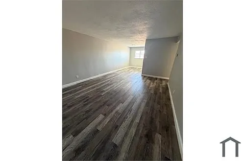 10518 Heizer Dr #4 Photo 1