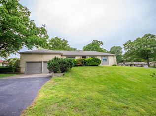 106 Falcon Crest Rd, Joplin, MO 64804