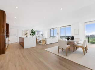 2678 Tigertail Ave #1706, Miami, FL 33133