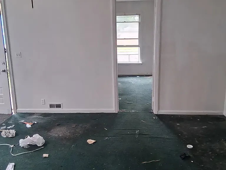 826 Huffman Ave — Photo 4