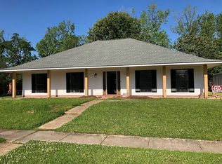 6418 Chippendale Dr, Baton Rouge, LA 70817