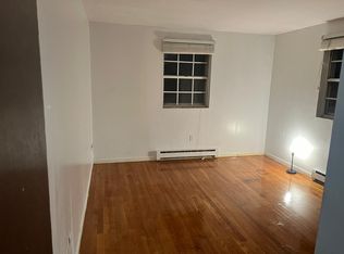 97 Fern St APT 12, Naugatuck, CT 06770