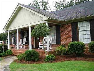 2nd image of 2620 Willow Brook Ln