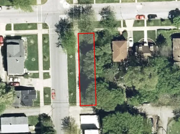33 E 103rd Pl, Chicago, IL 60628