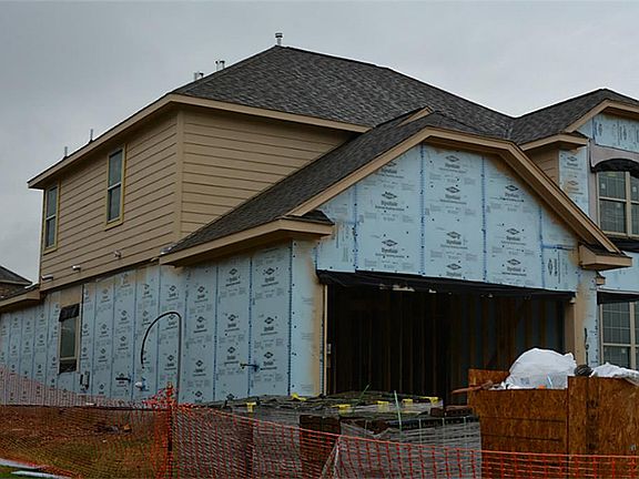 4th image of 16119 Laura Beth Dr