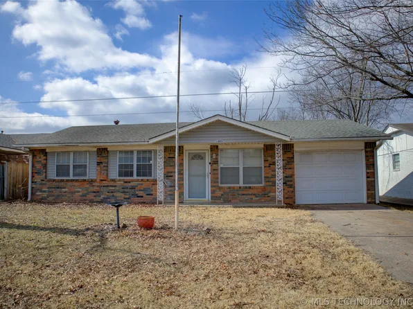 1405 N Lang St, Claremore, OK 74017