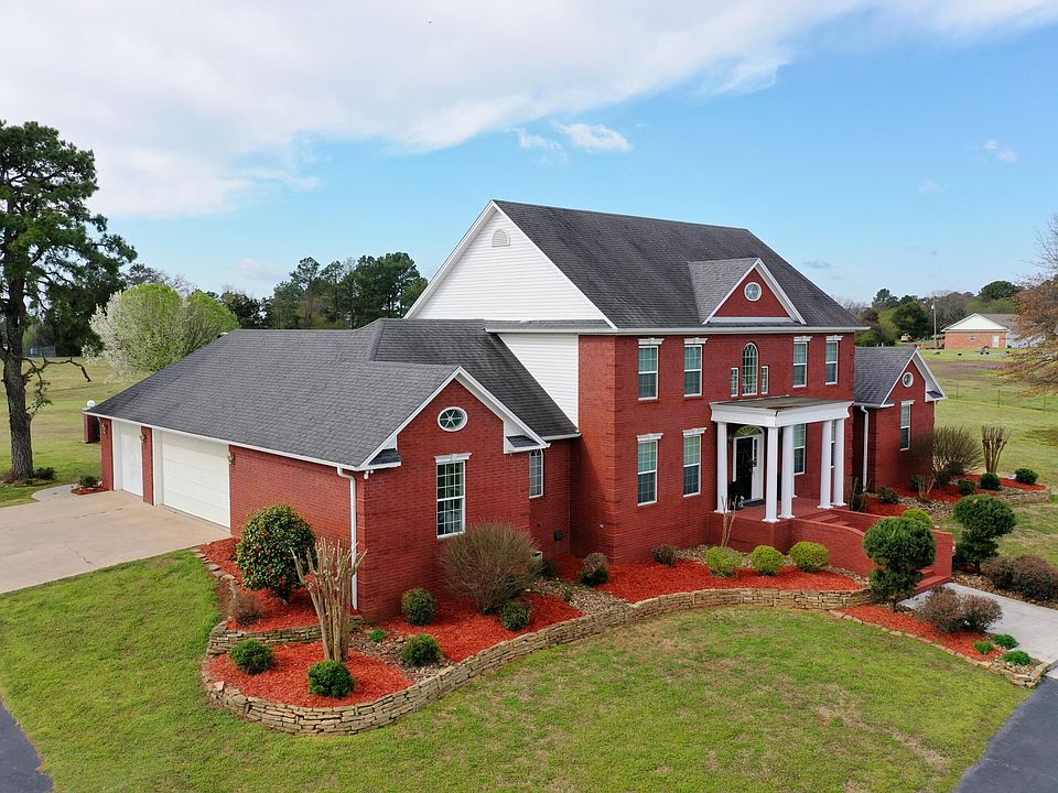 1st image of 255 Sparksford Dr