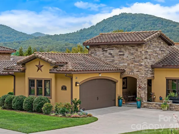 25 Ocaso Dr, Asheville, NC 28806