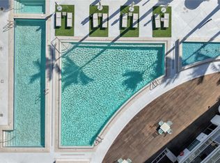 90 SW 3rd St APT 3808, Miami, FL 33130