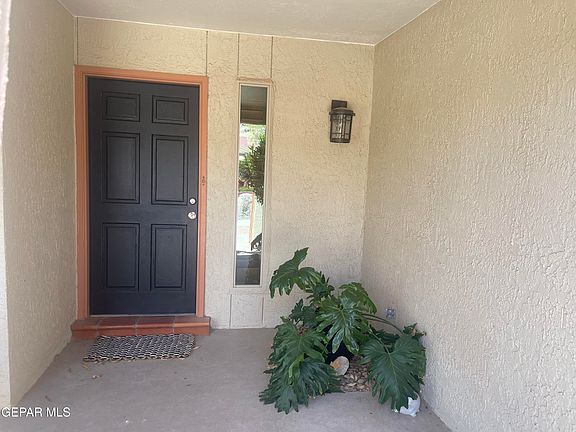4th image of 621 Alto Penasco Pl