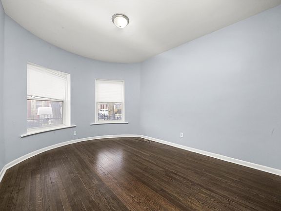 2nd image of 6349 S Saint Lawrence Ave
