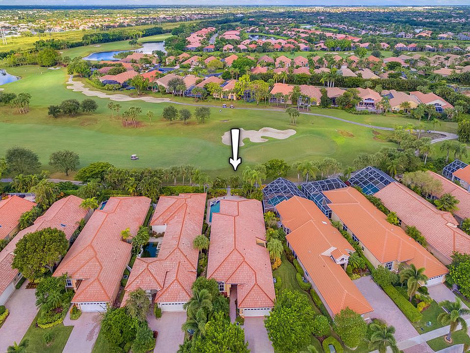 1st image of 10795 Fairmont Village Dr