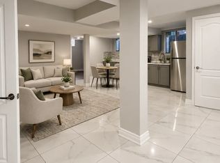 44 Victoriaville Rd #2, Brampton, ON L6X 5J4