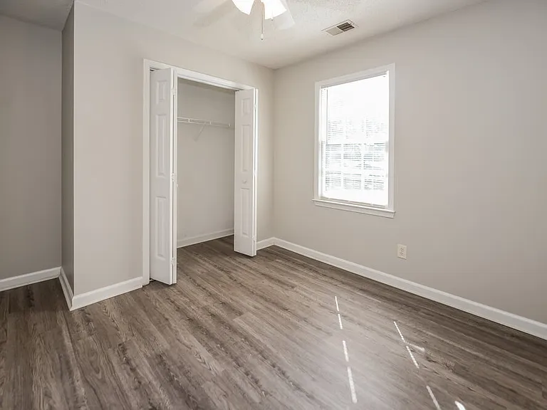 6398 Grafton Ct — Photo 15