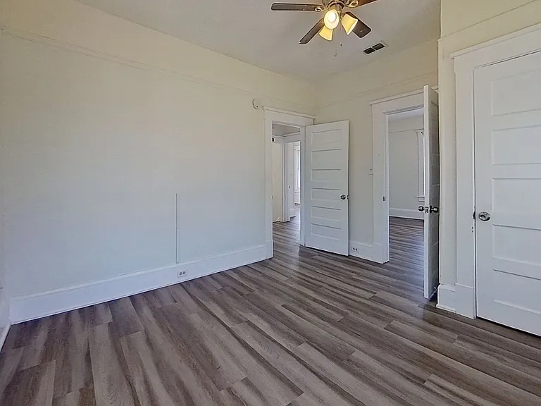 907 Copeland St — Photo 7