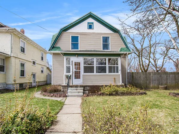 338 Hibbard Ave, Jackson, MI 49202