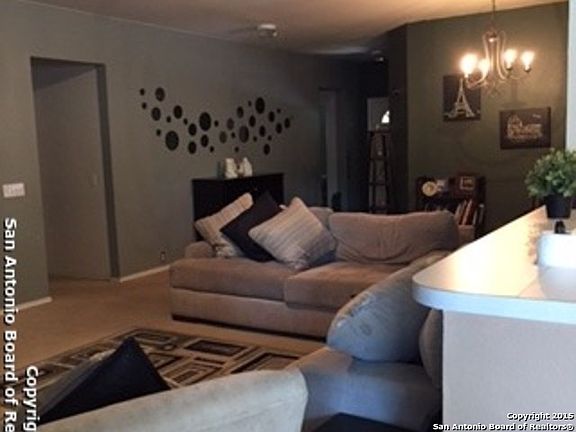 4th image of 1640 Rolling Brook Ln