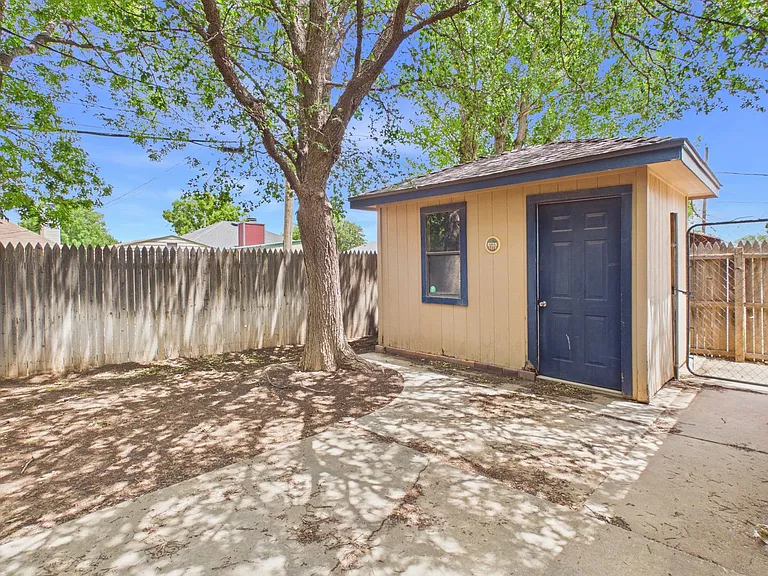 5822 Syracuse Dr — Photo 9