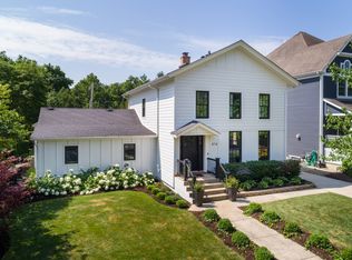 414 W Benton Ave, Naperville, IL 60540