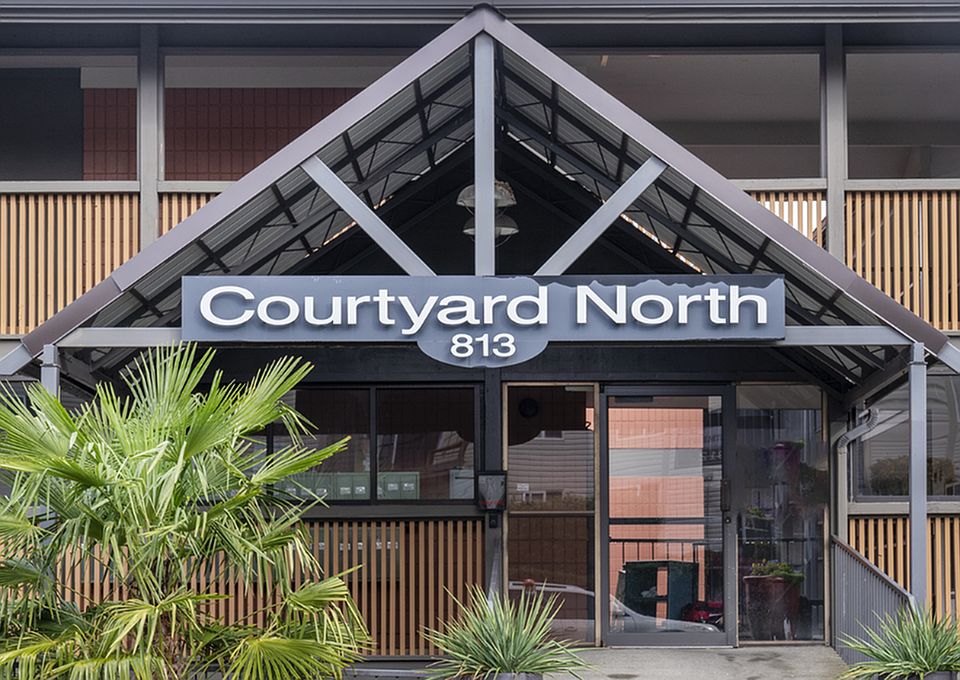 Courtyard North Apartments