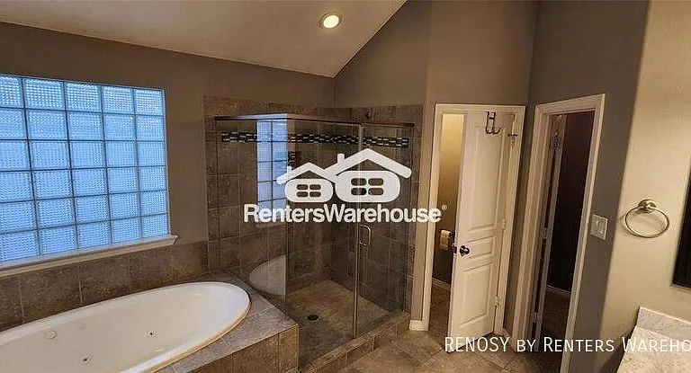 829 W 26th St #COPY — Photo 16
