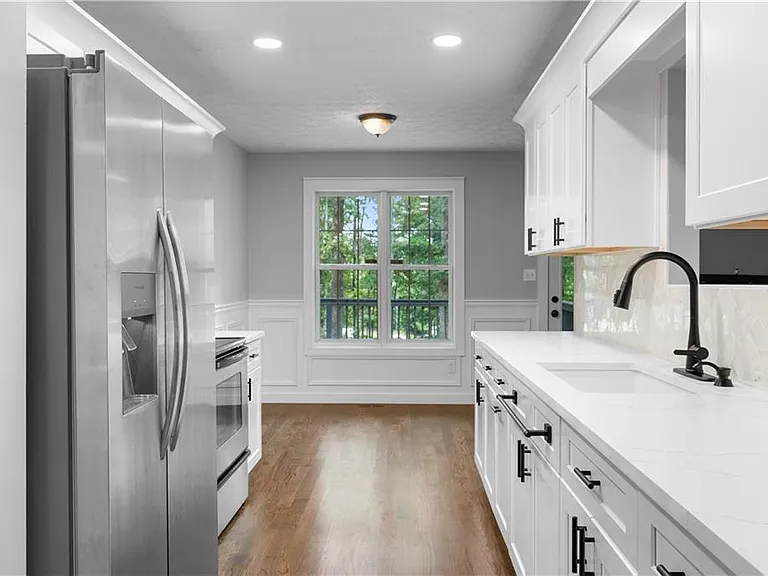 141 Poplar Way — Photo 18