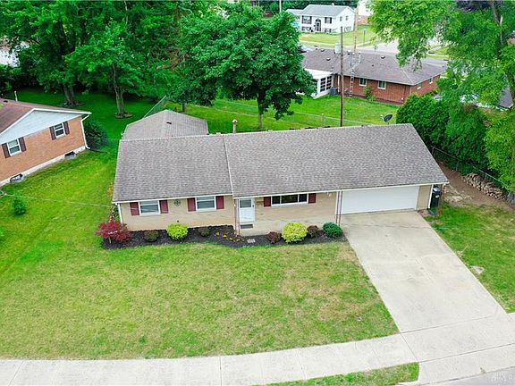 2nd image of 1316 Wright Cir