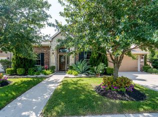 17915 Creek Bluff Ln, Cypress, TX 77433