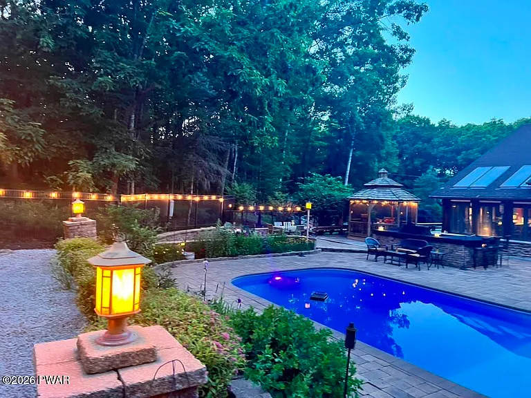 1075 Acacia Dr — Photo 93