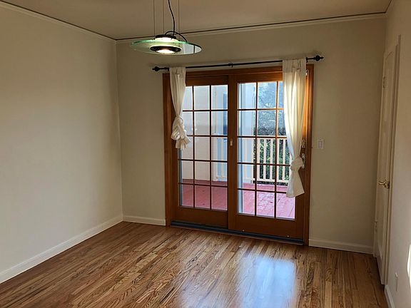 5th image of 3720 Kenwood Ave