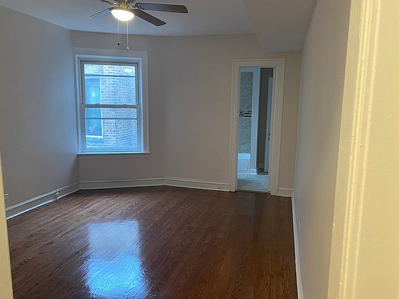 4th image of 7631 S Yates Blvd #3
