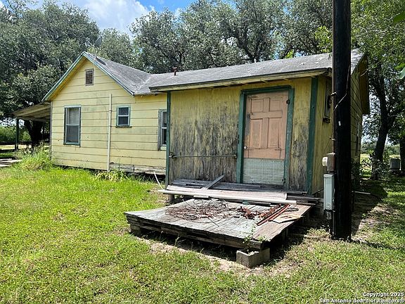 3rd image of 2182 Old Houston Hwy