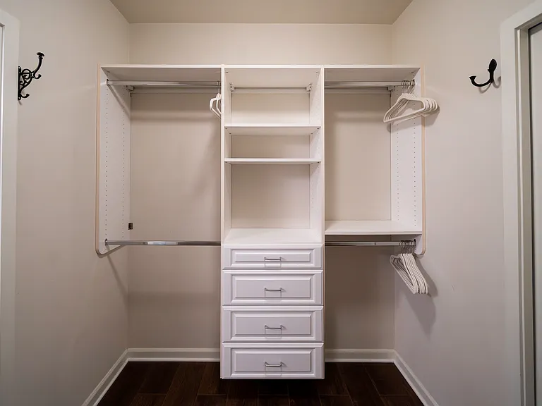 1620 NE Broadway St #517 — Photo 8