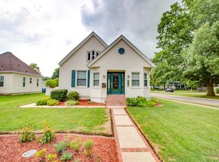 1810 State St, Alton, IL 62002