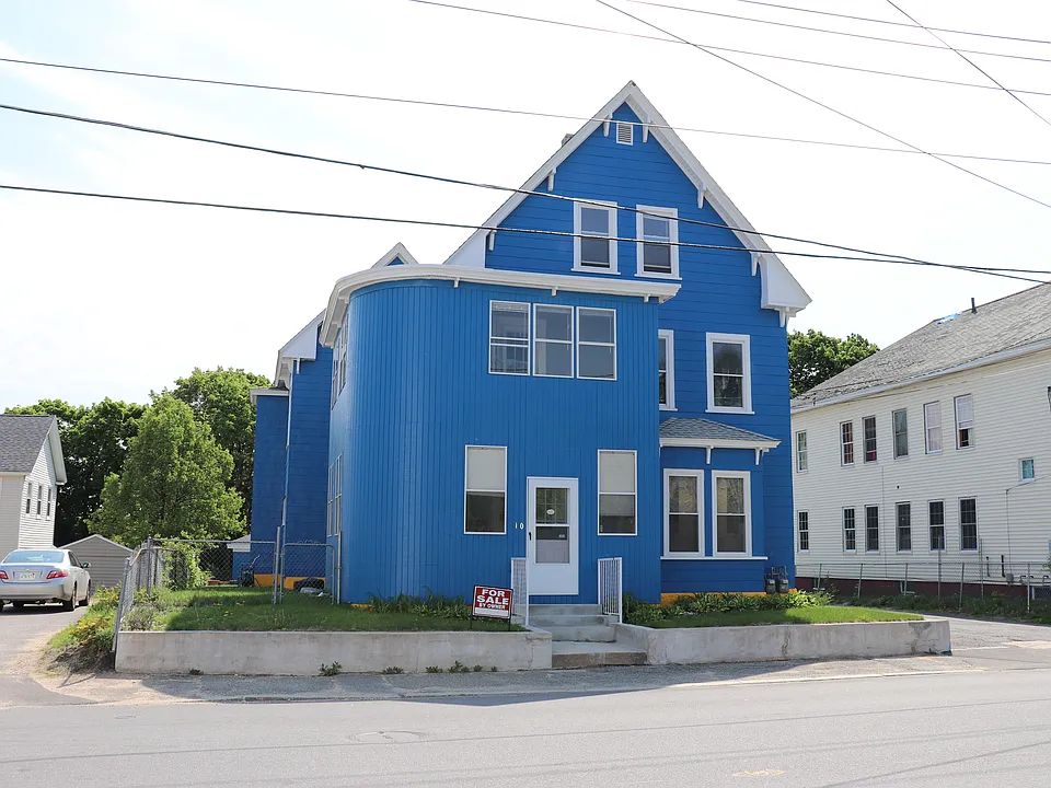 Front of House (Left SIde)