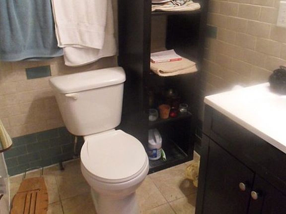 4th image of 375 W 46th St APT 5W