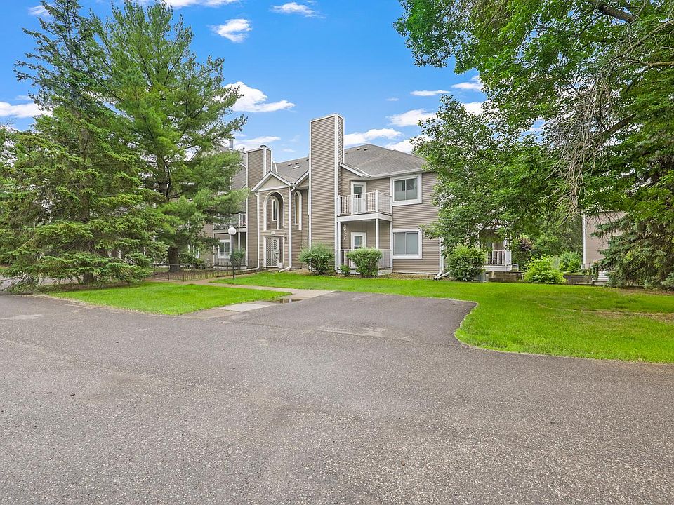1st image of 742 County Road F W APT B