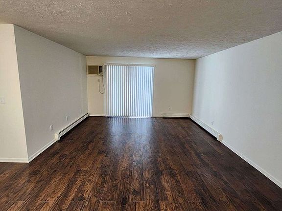 2nd image of 414-417-426 Munson Pl #414-104