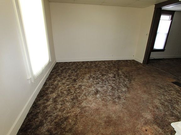 4th image of 716 Bayard Park Dr