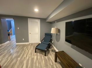 613 L St NE #BASEMENT, Washington, DC 20002