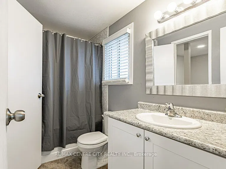 490 3rd St #19 — Photo 23