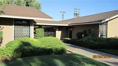 1st image of 3761 N Fruit Ave #C