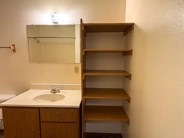 Unit Photo