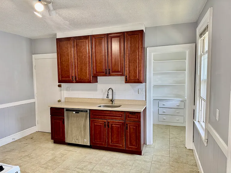 50 Ardmore Rd #2 — Photo 13