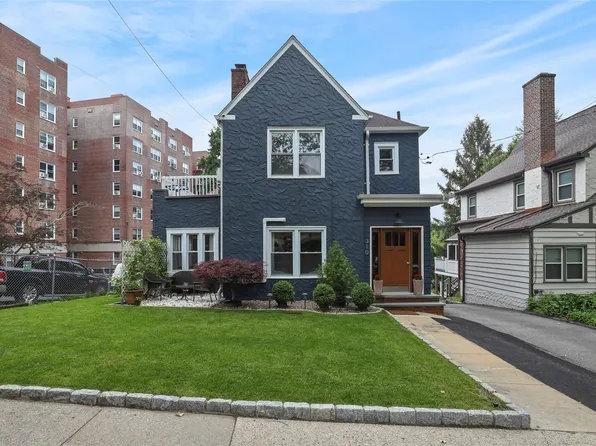 310 Collins Avenue, Mount Vernon, NY 10552