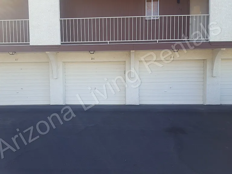 1720 Bahama Ave #B-6 — Photo 21