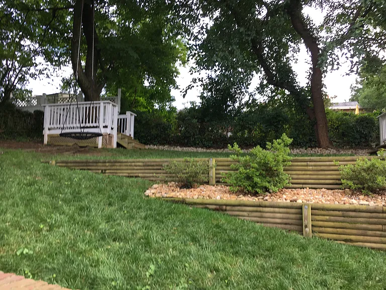 720 Parkway Ter — Photo 26