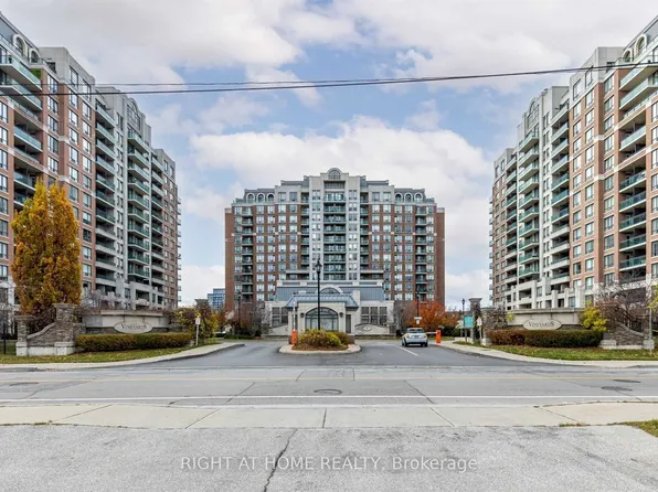 350 Red Maple Rd, Richmond Hill, ON